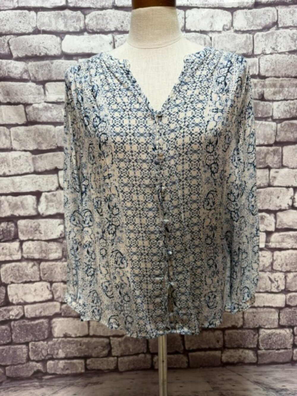 Lucky Brand Blue & White Blouse Size 1X